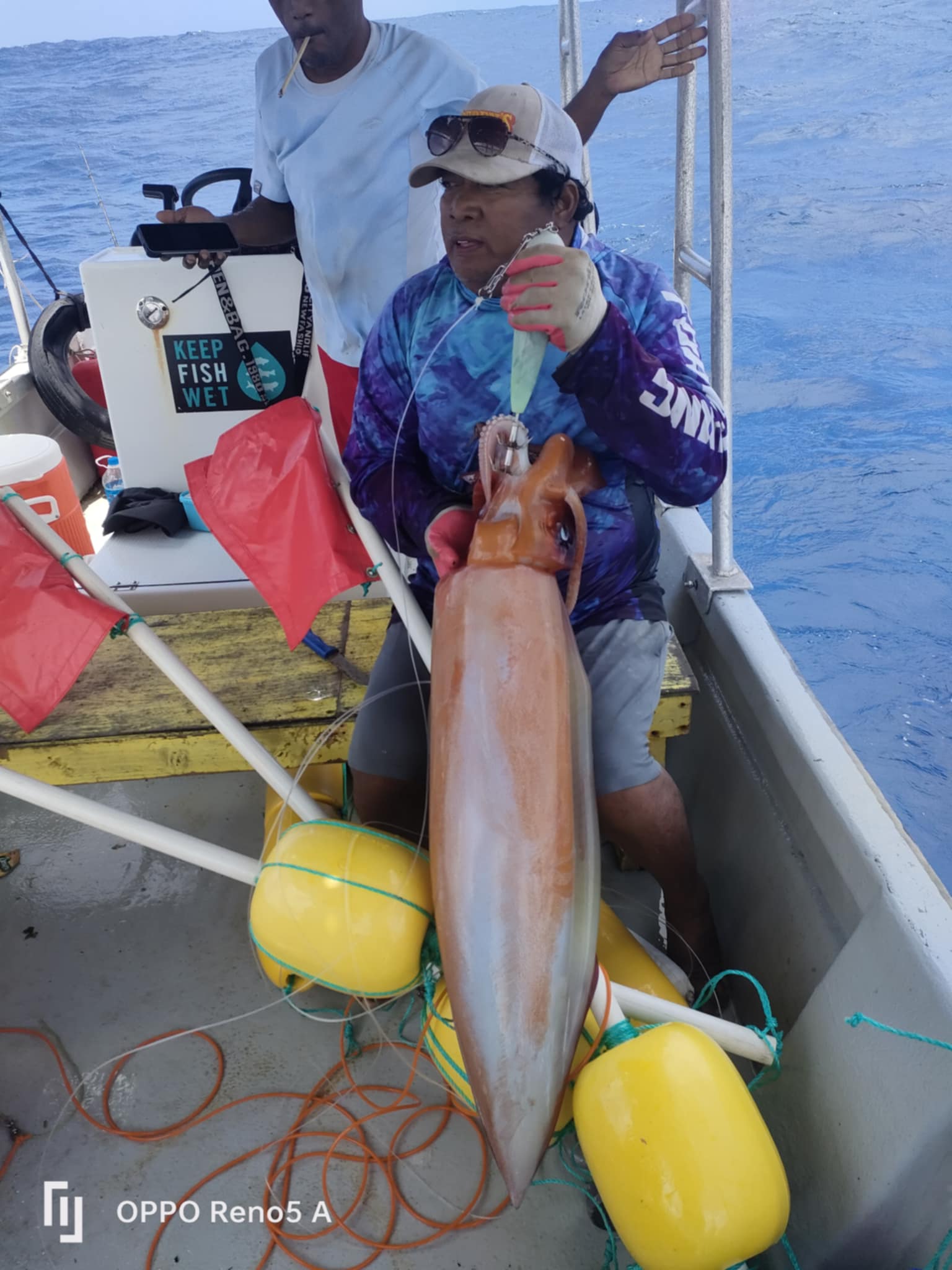 Unlocking New Fisheries: First Diamondback Squid Caught in Kiritimati's Deep Waters